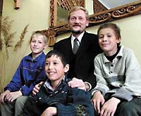 Потерянные дети? (Телепрограмма, 11.11.06) (комментарий в интересах нации)