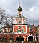 Во второй день Великого поста Святейший Патриарх Кирилл молился за богослужением в Зачатьевском монастыре столицы