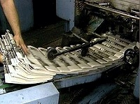 СМИ о Церкви: проблема доверия (Телепрограмма, 20.11.04) (комментарий в свете веры)