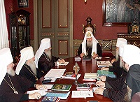 Святейший Патриарх Московский и всея Руси Алексий II возглавил очередное заседание Священного Синода Русской Православной Церкви Святейший Патриарх Московский и всея Руси Алексий II возглавил очередное заседание Священного Синода Русской Православной Церкви