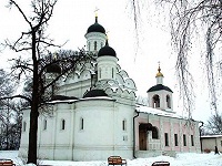 В день 33-летия архиерейской хиротонии Святейший Патриарх Кирилл совершил Божественную литургию в храме Живоначальной Троицы в Хорошеве