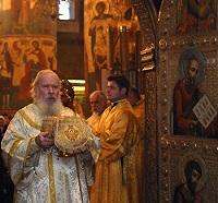 В день памяти свт. Макария, Митрополита Московского Святейший Патриарх совершил Божественную литургию в Успенском соборе Кремля В день памяти свт. Макария, Митрополита Московского Святейший Патриарх совершил Божественную литургию в Успенском соборе Кремля