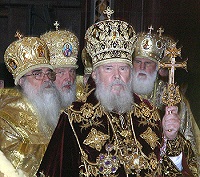 В 17-ю годовщину Интронизации Святейший Патриарх Алексий совершил Божественную литургию и молебен в Храме Христа Спасителя В 17-ю годовщину Интронизации Святейший Патриарх Алексий совершил Божественную литургию и молебен в Храме Христа Спасителя