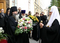 Святейший Патриарх посетил Санкт-Петербургскую Духовную академию и семинарию и возглавил торжественный акт, посвященный 60-летию возрождения духовного образования в Северной столице Святейший Патриарх посетил Санкт-Петербургскую Духовную академию и семинарию и возглавил торжественный акт, посвященный 60-летию возрождения духовного образования в Северной столице