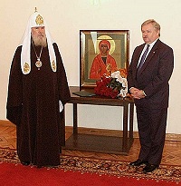 Его Святейшество обратился с Посланием ко всем детям, находящимся в заключении