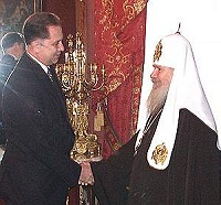 «Христе Боже… яко щедр помилуй и от уз скоро свободи, да поем Ти: аллилуиа» (Телепрограмма 03.04.04) (комментарий в свете веры)