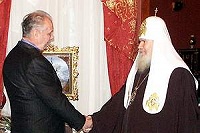 Святейший Патриарх Алексий встретился с губернатором Ивановской области В.И.Тихоновым Святейший Патриарх Алексий встретился с губернатором Ивановской области В.И.Тихоновым