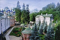 "О Преславнаго Чудесе" (Псково-Печерской обители исполнилось 530 лет) (комментарий в зеркале СМИ)