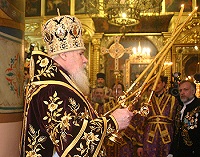Святейший Патриарх Алексий совершил Литургию Преждеосвященных Даров в храме Казанской иконы Божией Матери в Коломенском Святейший Патриарх Алексий совершил Литургию Преждеосвященных Даров в храме Казанской иконы Божией Матери в Коломенском