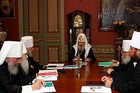 Святейший Патриарх Московский и всея Руси Алексий II возглавил заседание Священного Синода Русской Православной Церкви Святейший Патриарх Московский и всея Руси Алексий II возглавил заседание Священного Синода Русской Православной Церкви
