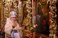 В праздник свв. апостолов Петра и Павла Святейший Патриарх совершил Божественную литургию в Петропавловском храме в Лефортове В праздник свв. апостолов Петра и Павла Святейший Патриарх совершил Божественную литургию в Петропавловском храме в Лефортове