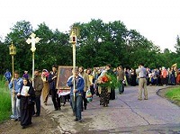 Священник Алексий Уминский отвечает на вопросы телезрителей (Телепрограмма, 09.07.05) (комментарий в интересах нации)