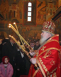 В день Собора Архистратига Михаила и прочих Небесных Сил бесплотных Святейший Патриарх совершил Божественную литургию в Архангельском соборе Кремля В день Собора Архистратига Михаила и прочих Небесных Сил бесплотных Святейший Патриарх совершил Божественную литургию в Архангельском соборе Кремля