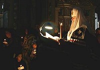 Предстоятель совершил Великое повечерие с чтением Великого канона святого Андрея Критского в храме Пюхтицкого подворья в Москве Предстоятель совершил Великое повечерие с чтением Великого канона святого Андрея Критского в храме Пюхтицкого подворья в Москве