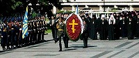 По случаю 64-й годовщины начала Великой Отечественной войны Святейший Патриарх возложил венок к памятнику Неизвестному Солдату По случаю 64-й годовщины начала Великой Отечественной войны Святейший Патриарх возложил венок к памятнику Неизвестному Солдату