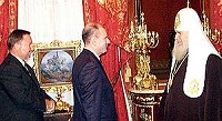 Предстоятель встретился с президентом Фонда единства православных народов В.А.Алексеевым, президентом компании "Интеррос" В.О.Потаниным и членом Совета Федерации от Республики Алтай Р.Р.Сафиным