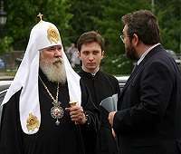 Святейший Патриарх Алексий возглавил 14-е совместное заседание Общественного, Наблюдательного и Попечительского Советов по изданию «Православной Энциклопедии» и презентацию 11-го алфавитного тома Святейший Патриарх Алексий возглавил 14-е совместное заседание Общественного, Наблюдательного и Попечительского Советов по изданию «Православной Энциклопедии» и презентацию 11-го алфавитного тома