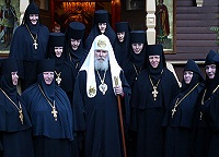 Святейший Патриарх отметил вклад сестер Рижского Свято-Троице-Сергиева женского монастыря в возрождение монашеской жизни в России Святейший Патриарх отметил вклад сестер Рижского Свято-Троице-Сергиева женского монастыря в возрождение монашеской жизни в России