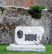 В Россию прибывает десница свт.Спиридона Тримифунтского (комментарий в интересах нации)