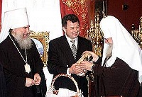 Состоялась встреча Его Святейшества с губернатором Калужской области А.Д.Артамоновым