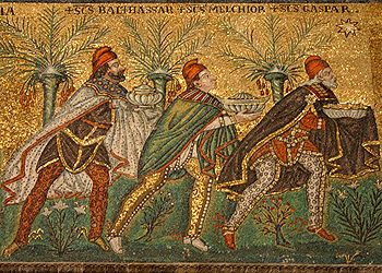Цари-волхвы. Византийская мозаика из Равенны