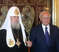 Состоялась встреча СвятейшегоПатриарха Алексия с Президентом Греции Каролосом Папульясом и возглавляемой им делегацией Состоялась встреча СвятейшегоПатриарха Алексия с Президентом Греции Каролосом Папульясом и возглавляемой им делегацией