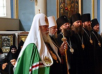 Перед возвращением в Москву Святейший Патриарх Алексий совершил молебен в Благовещенском храме Риги Перед возвращением в Москву Святейший Патриарх Алексий совершил молебен в Благовещенском храме Риги