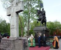 Святейший Патриарх Кирилл принял участие в церемонии открытия памятника святому благоверному князю Димитрию Донскому в Москве