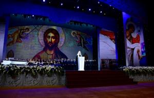 В Государственном Кремлевском дворце прошел праздничный концерт, посвященный 100-летию восстановления Патриаршества в Русской Церкви