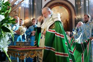 Святейший Патриарх Кирилл возглавил торжественную встречу мощей святителя Спиридона Тримифунтского в Москве