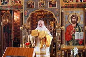 В Неделю 36-ю по Пятидесятнице Святейший Патриарх Кирилл совершил Литургию в Александро-Невском скиту