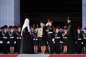 Святейший Патриарх Кирилл посетил парад московского кадетского движения «Не прервется связь поколений»